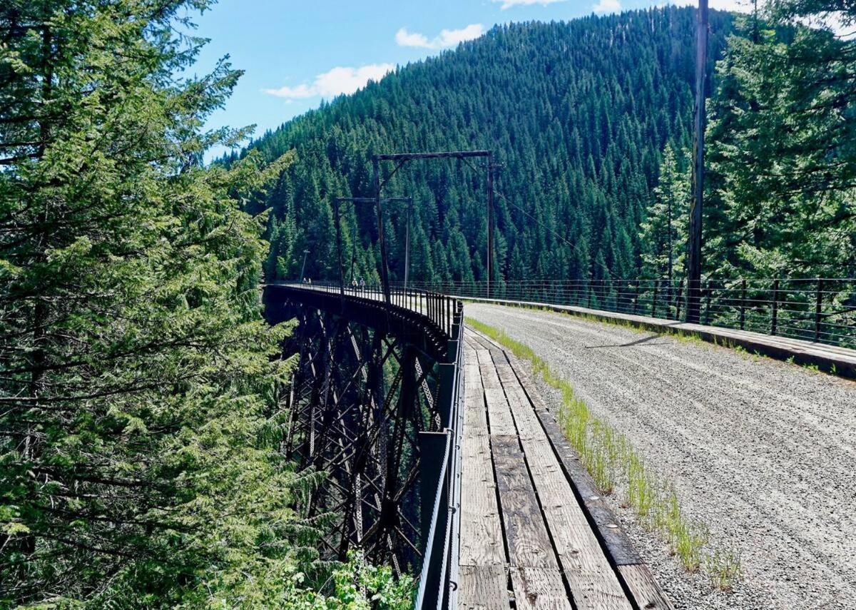 Close To Hiawatha Tr And Biking With Hot Tub Уоллес Экстерьер фото